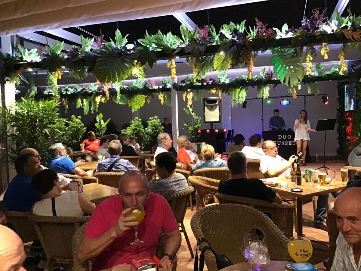 Hotel Gala Noja Ngoại thất bức ảnh