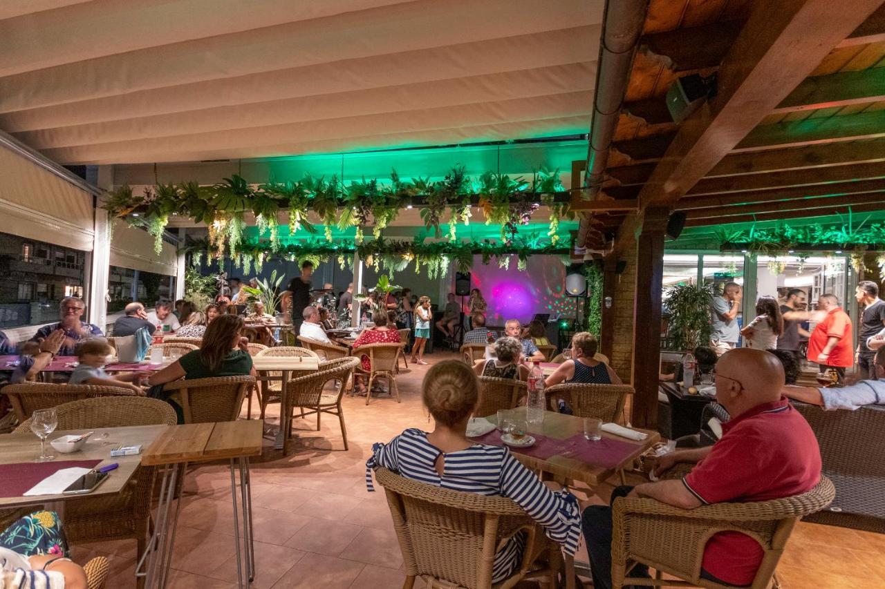Hotel Gala Noja Ngoại thất bức ảnh